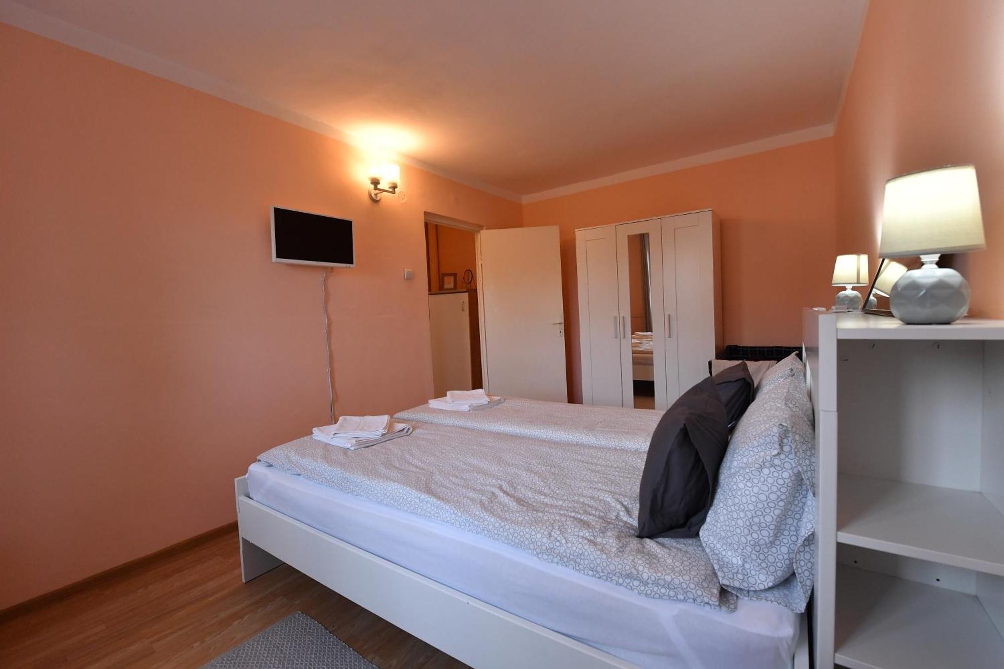 Dulcineea Apt- Free Parking-Family Friendly Тимишоара Экстерьер фото